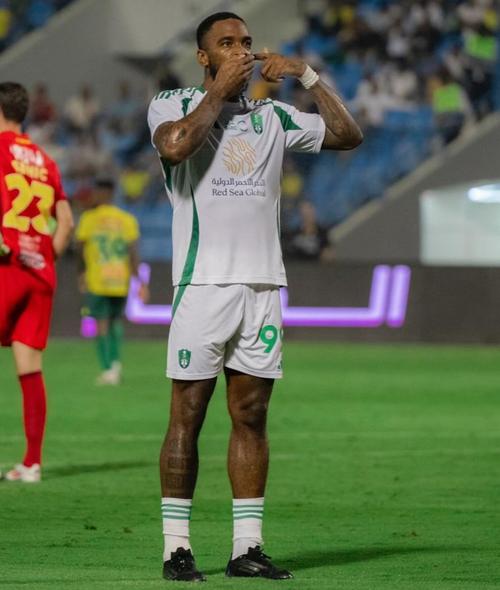 托尼老师重返英超?绿帽哥独家:切尔西冬窗将正式报价伊万-托尼