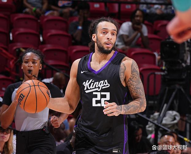 黄蜂主帅：克尼佩尔每天都想要变得更强 他会扮演重要角色