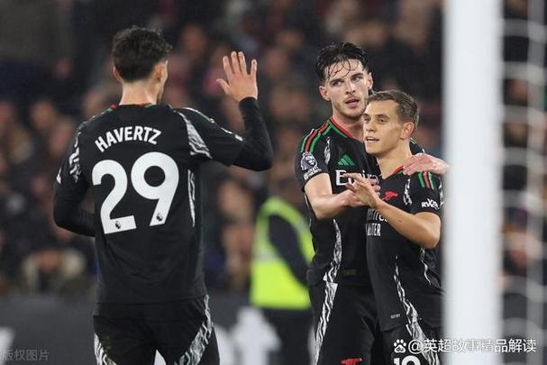 阿莫林执教曼联前50场vs阿尔特塔阿森纳前50场:后者战绩全面占优