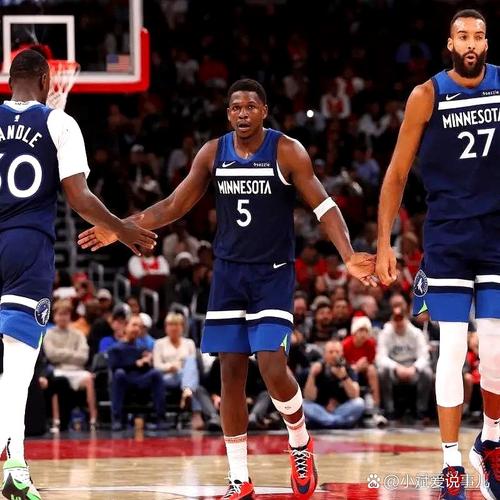 贝弗利:如果森林狼让戈贝尔防霍福德 那库里每场能进10个三分