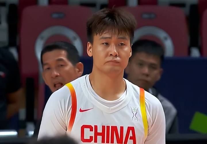 赵睿：我们具备冲击CBA总冠军的条件 大家要牺牲球权、做好防守