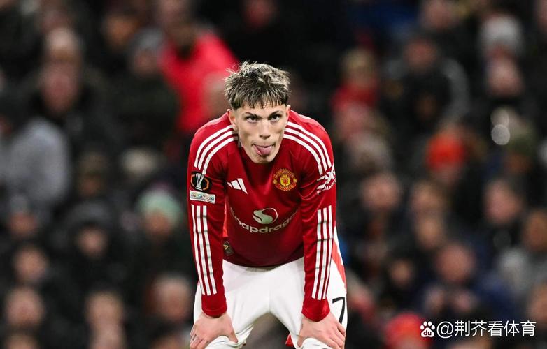 记者:托尼可能通过租借回英超来参加世界杯 热刺曼联可能考虑他