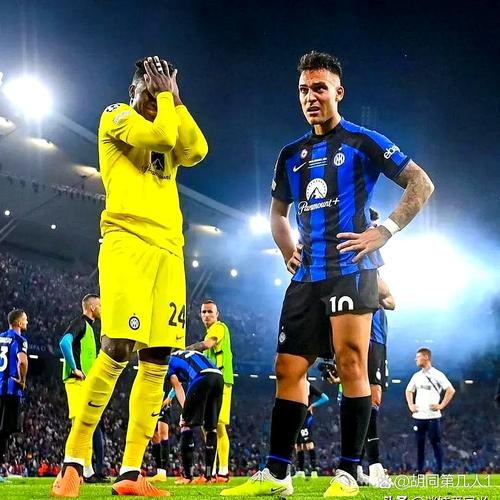 只是如果...邮报:2年前曼联曾可能租皮克福德 若有他则无奥纳纳