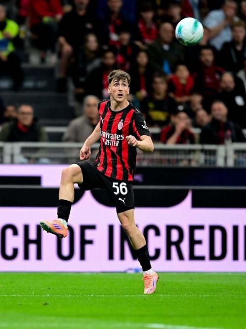 据传遭遇肌肉拉伤！比利时官方：萨勒马科尔斯因伤提前退出集训