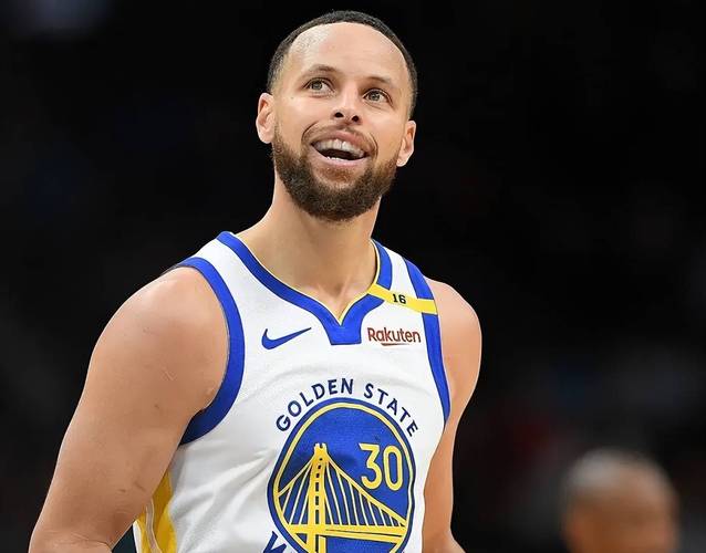 余华:现役里面我最喜欢的就是詹杜库 库里是改变了篮球