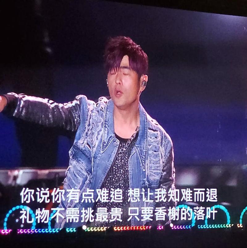 杰伦谈成为球队老将:有点头疼 但我来这就是为了大家变得更好