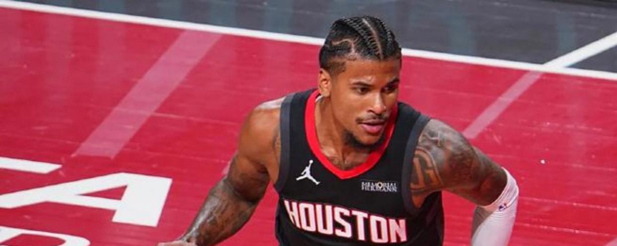 咋回事?杰伦-格林中国赛两场都没打 但期间腿筋再次拉伤