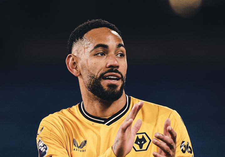 阿斯:左右边后卫在夏窗平均转会费最高三席中占两席,仅次于边锋