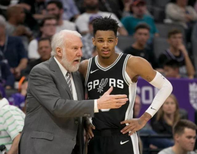 基德:队友很享受由弗拉格来掌控球队 这种情况在联盟里并不多见