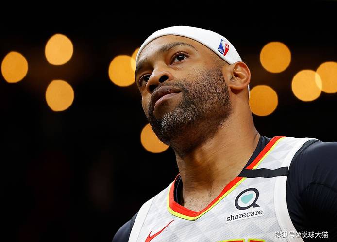 网友晒施罗德发际线逆生长对比图调侃德文-卡特 ：他知道怎么帮你