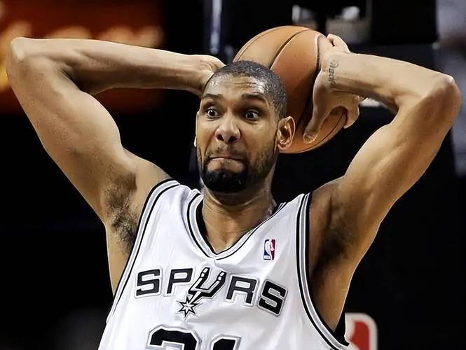 丹尼-格林:邓肯小卡缺阵时我们有体系 但老詹缺阵体系就不一样了