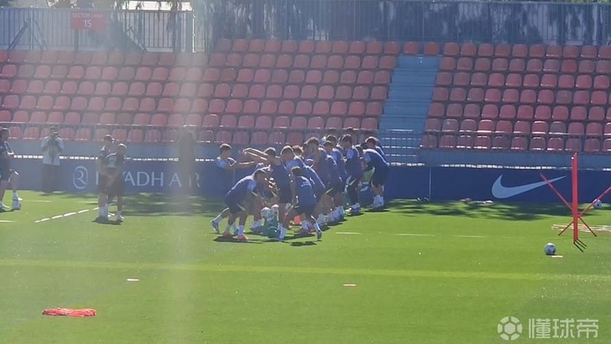 马卡：马竞主场今年圣诞将再次变成溜冰场，去年吸引超过10万游客