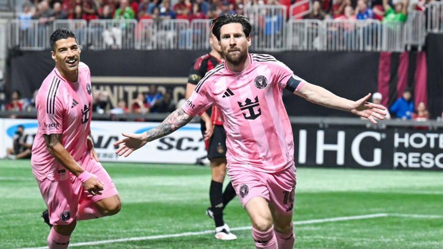 生涯第888球!苏亚雷斯造点,梅西主罚点射攻入联赛第28球