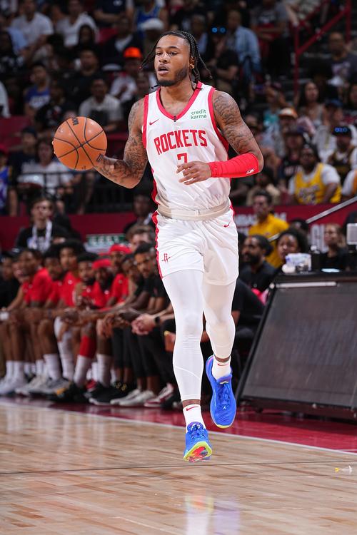 换把弓试试！卡梅隆-约翰逊首节三分4投全铁 仅得1分2板2助