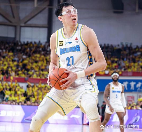 全运会热身赛北京98-97四川 方硕在周琦和胡金秋头上完成天勾绝杀