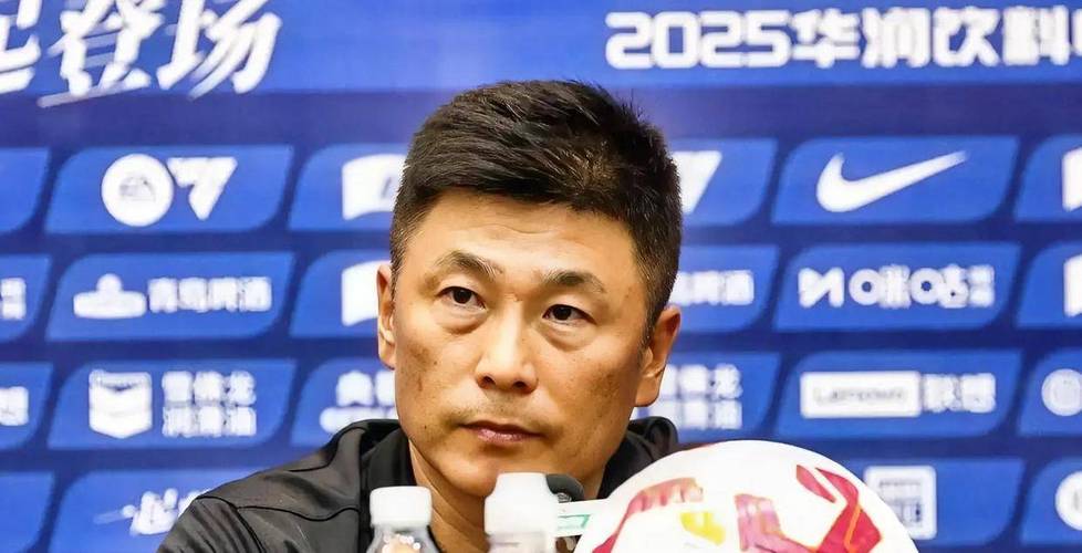 李国旭:战平三镇是球队近几场踢最好的1场 缺少能在禁区破门的人