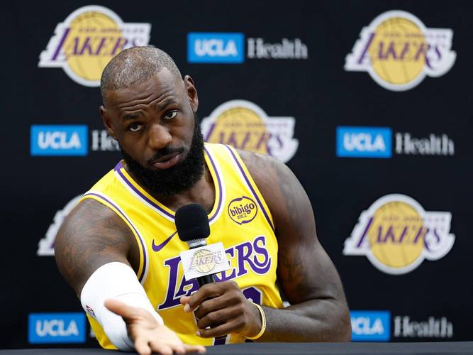 Shams:詹姆斯最近几天已加强球场训练 最早11月中旬才能回归