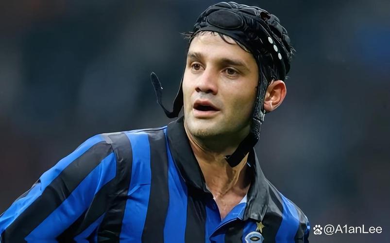 卡佩罗称赞齐沃:你正在走我当初走过的路,就像我执教米兰时那样