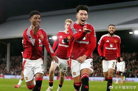 曼晚：曼联恢复训练双红会首发未参加，替补球员参加了