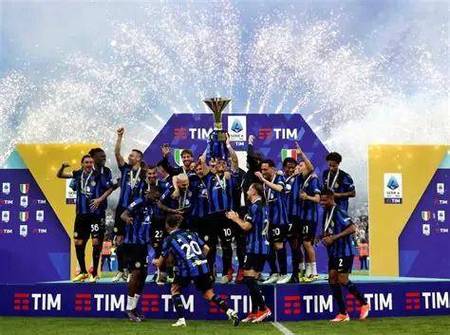 埃尔纳内斯：意甲争冠？米兰双雄最耀眼 更看好米兰一些