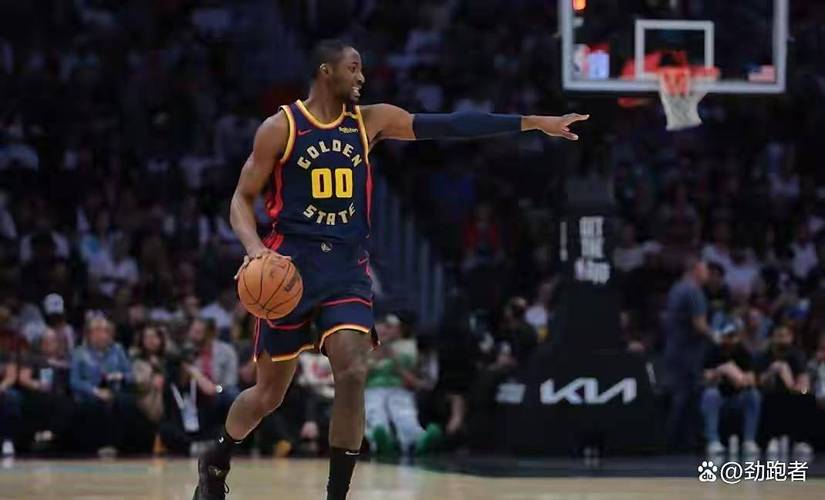 巴特勒16罚16中!科尔:他在场上就是能控制比赛 他从不失误