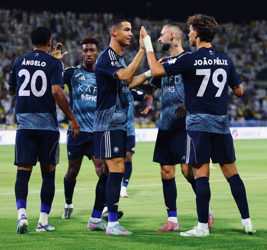 利雅得胜利客战果阿首发:C罗缺席,马内、科曼、菲利克斯均替补