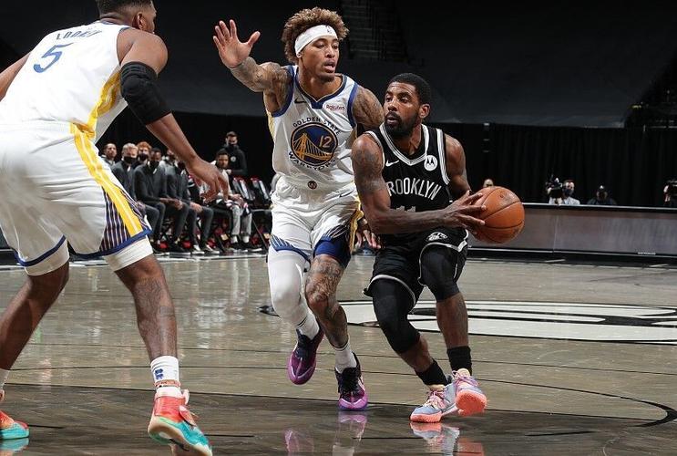 Haynes:迪文岑佐将作为首发控卫出战今天的揭幕战!