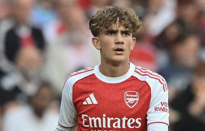 TA:阿森纳同15岁道曼就2年学徒合同达协议,可预先提供职业合同