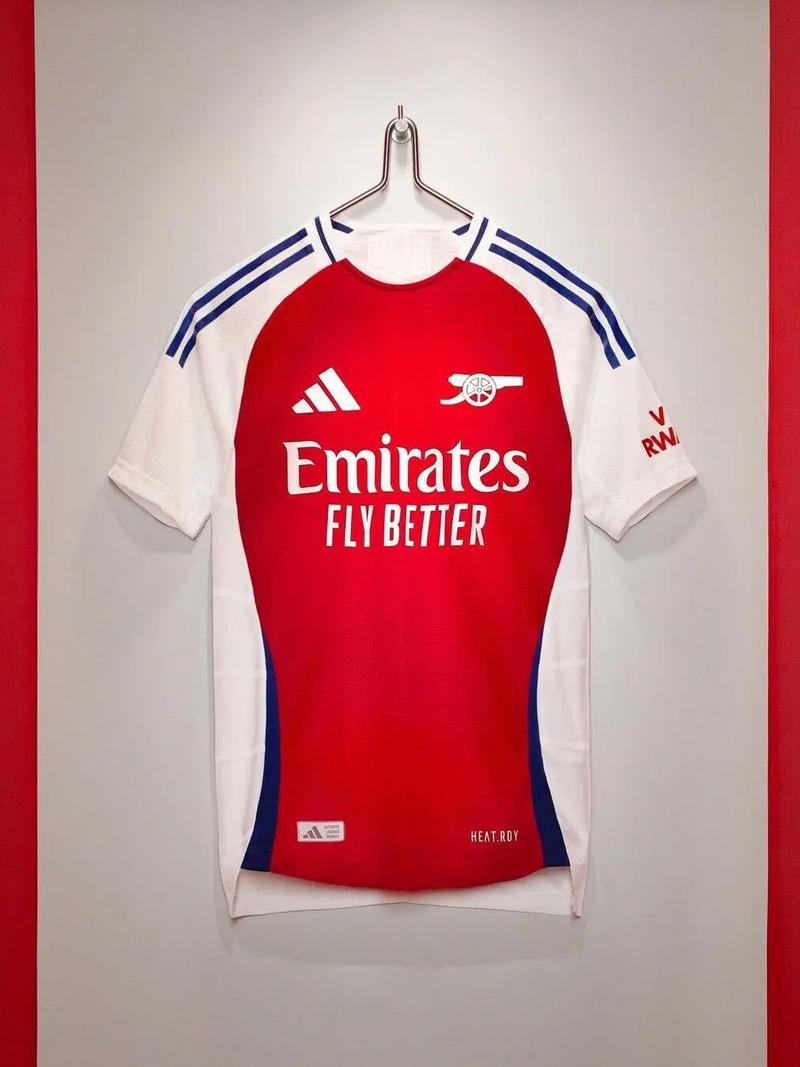 阿森纳复古1992-1994赛季主场球衣发布,经典战袍再现昔日荣耀