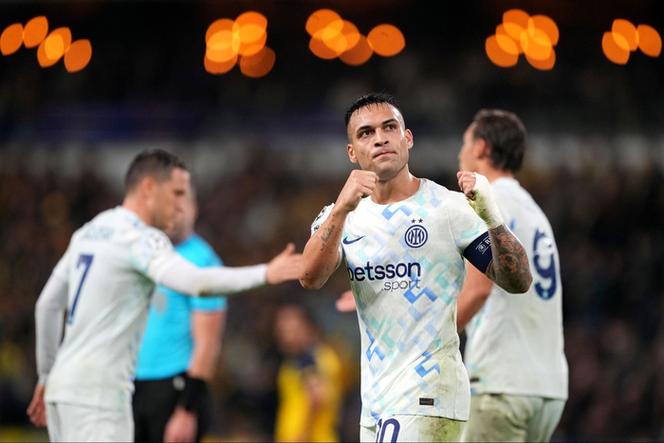 国米官方：哪里需要他哪里就有他，劳塔罗是对阵圣吉罗斯队内最佳