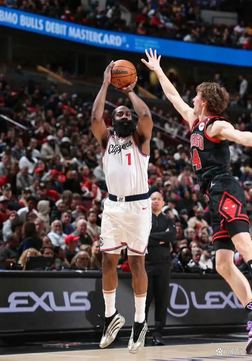 漫不经心的状态又来了！哈登传球小卡&全队停滞 爵士扣篮打停快船