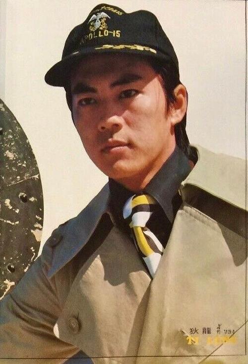 出手很多！狄龙24中9拿到22分4板3助2断1帽 三分8中1