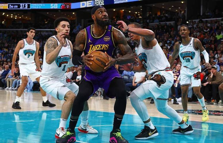 奇才主教练:面对内线球队独行侠 萨尔成为了我们的防守支柱