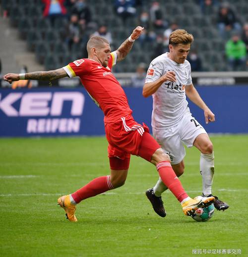 德天空记者：法兰克福推动免签埃因霍温18岁边锋阿约代莱-托马斯