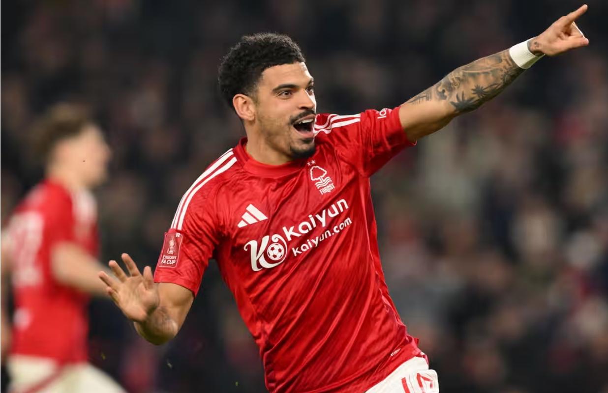 吉布斯-怀特:曼联的变化不可思议 我们只能专注于自己