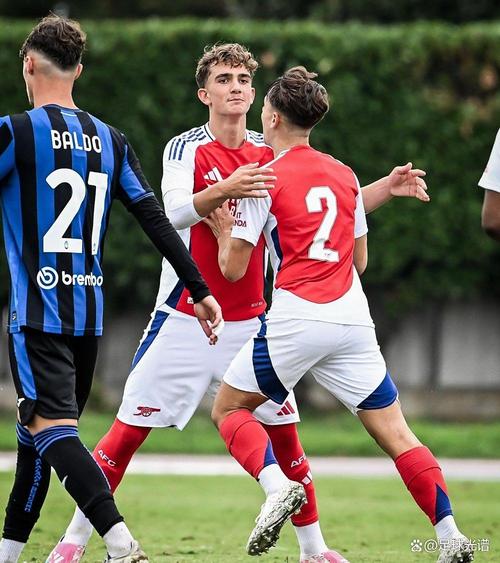 首位U16球员!道曼以15岁302天成英超球队各项赛事首发最年轻球员