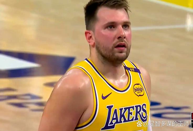 雷迪克：希望詹姆斯顺利完成复出前的所有步骤 东契奇为每日观察