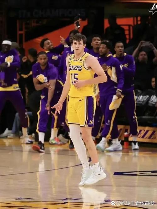 【评选】10月30日NBA最佳球员：里夫斯