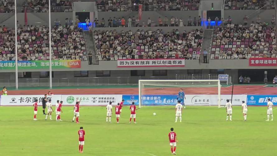 本赛季赣超联赛落幕，赣州队总比分3-0击败宜春队获得冠军