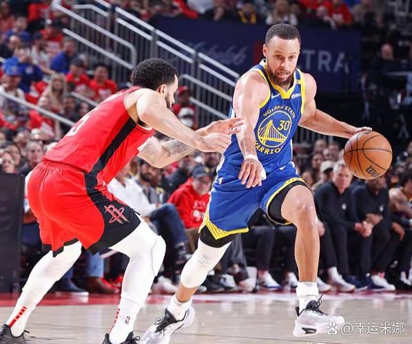 勇士媒体发问:未来10场有8个客场&3个背靠背 我们能赢几场?