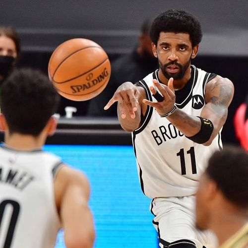 因右侧腹股沟酸痛缺战开拓者!湖记:里夫斯昨天就是带伤上阵