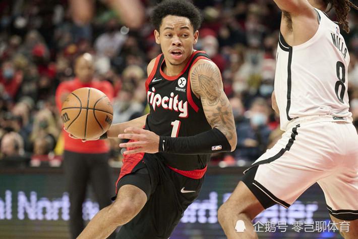 马威谈防守文班：不让他舒服接球&尽量让他打得难受 我们做得很好