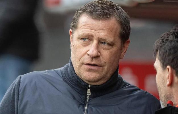 埃贝尔： 于帕和塔本场表现都能打1分 我们正努力试图续约前者