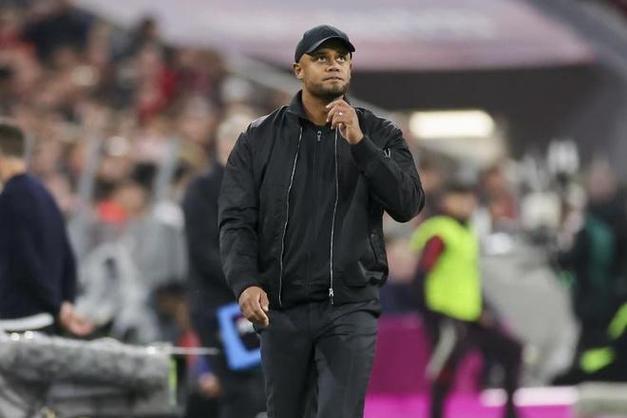 拒绝捧杀!孔帕尼:11月不会发欧冠奖杯 16连胜不意味着我们很强