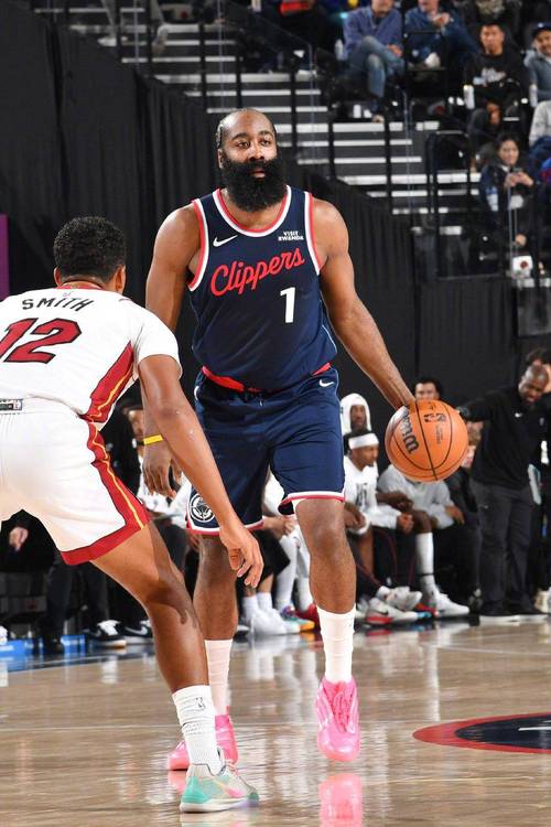 快船VS热火首发:鲍威尔战旧主 哈登比尔小卡在列