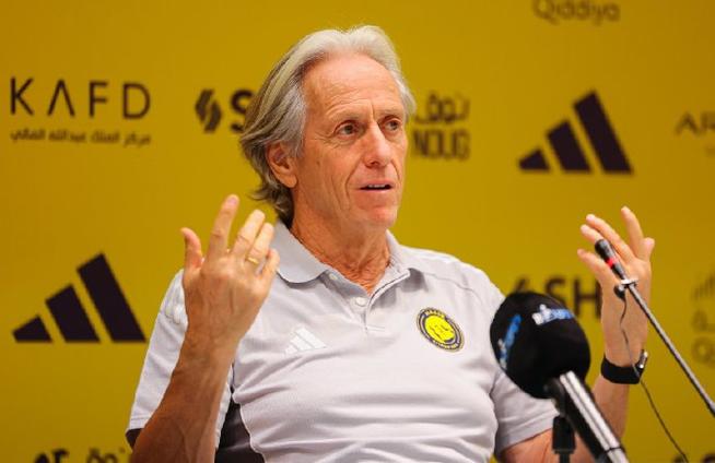 利雅得胜利主帅热苏斯：周四亚冠会让很多球员轮休，C罗不会出战