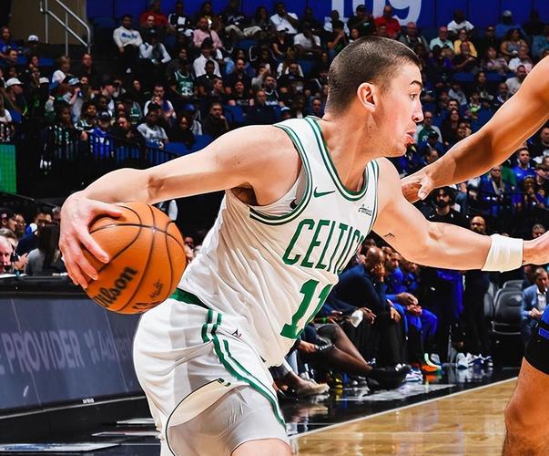 状元候选有我~世青赛三冠前锋狂轰30分7板5助3断1帽 挑落卫冕冠军