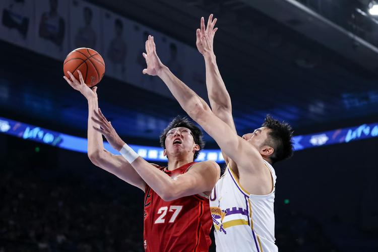 北京全运男篮末节摆出死亡五小让天津队成功实现了翻盘