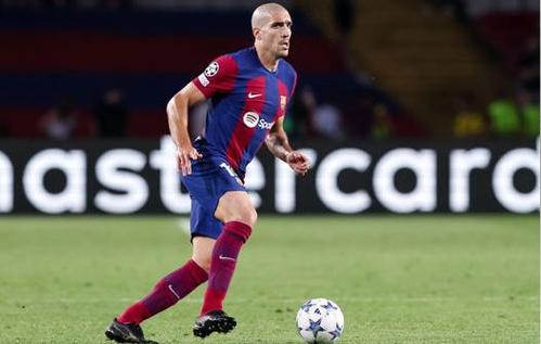 回归！官方：34岁自由身中场罗梅乌加盟南安普顿，合同至本赛季末