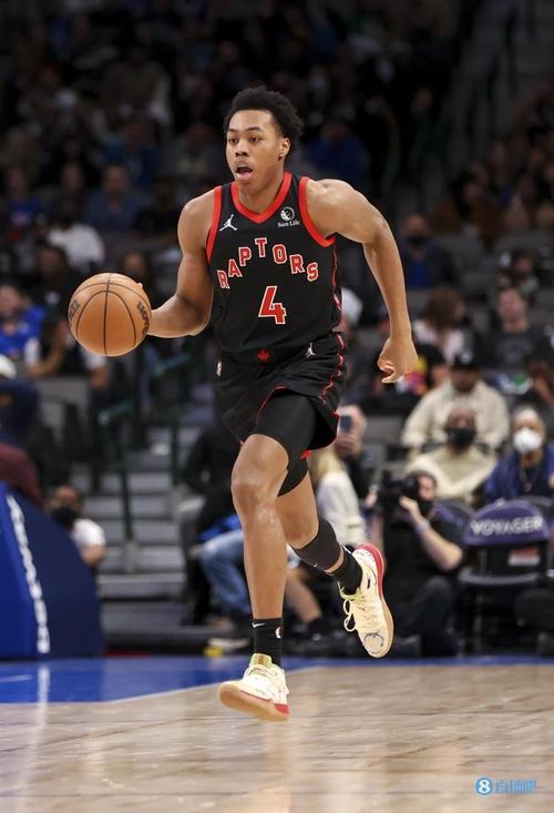 4罚全中收比赛！佩奇女友阿奇·福德20中9&三分12中7砍31分5板2帽